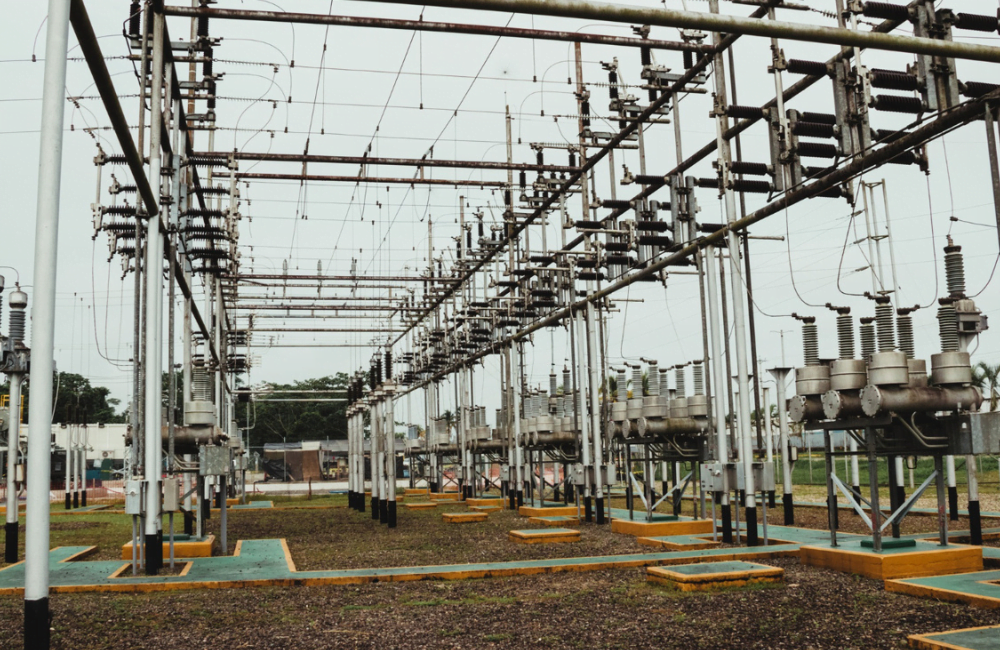 Instalação Elétrica de Média Tensão: Instalação, Manutenção e Comissionamento